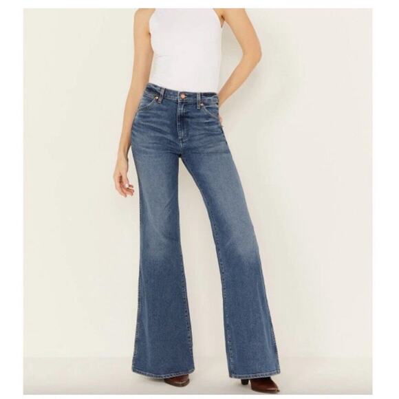 Wrangler Hi Rise Flare Leg Jeans Bell Bottom Indie Hippie Cowgirl Western Boho - Picture 3 of 11